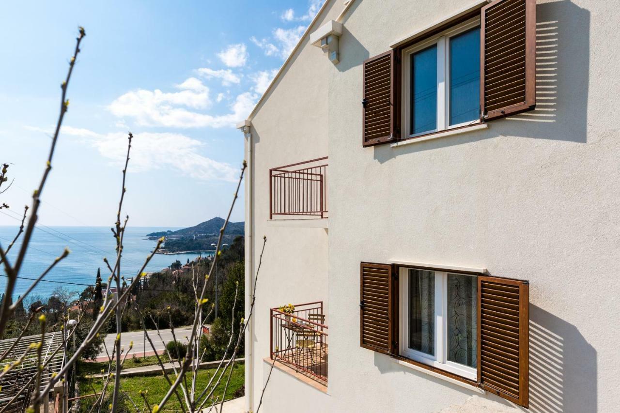 Villa Pergola-Apartment Toni Mlini Exterior foto